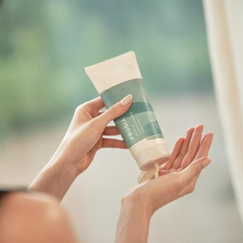 FRUDIA Лосьон для тела с маслами герани и бергамота, Blending Body Lotion Greenery 200 мл