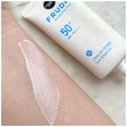 FRUDIA Крем-эссенция с ультра защитой от солнца SPF50+/PA++++ Ultra UV Shield Sun Essence 50 гр