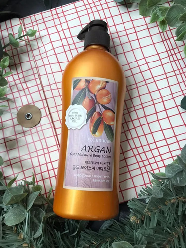 Welcos ECOennea Argan Gold Moisture Body, Лосьон для тела с маслом арганы и экстрактом золота 500 мл