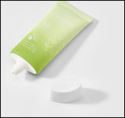 FRUDIA Солнцезащитный гель Охлаждающий SPF50+/PA+++ Green Grape Sebum Control Cooling Sun Gel 50 гр