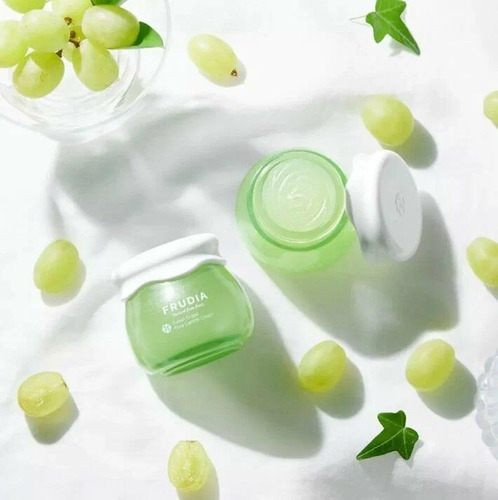 FRUDIA Крем для лица Себорегулирующий с экстрактом винограда, Green Grape Pore Control Cream 55 гр