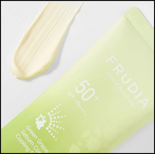 FRUDIA Солнцезащитный гель Охлаждающий SPF50+/PA+++ Green Grape Sebum Control Cooling Sun Gel 50 гр